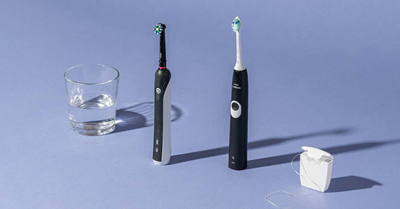 electrictoothbrush-2048px-8632
